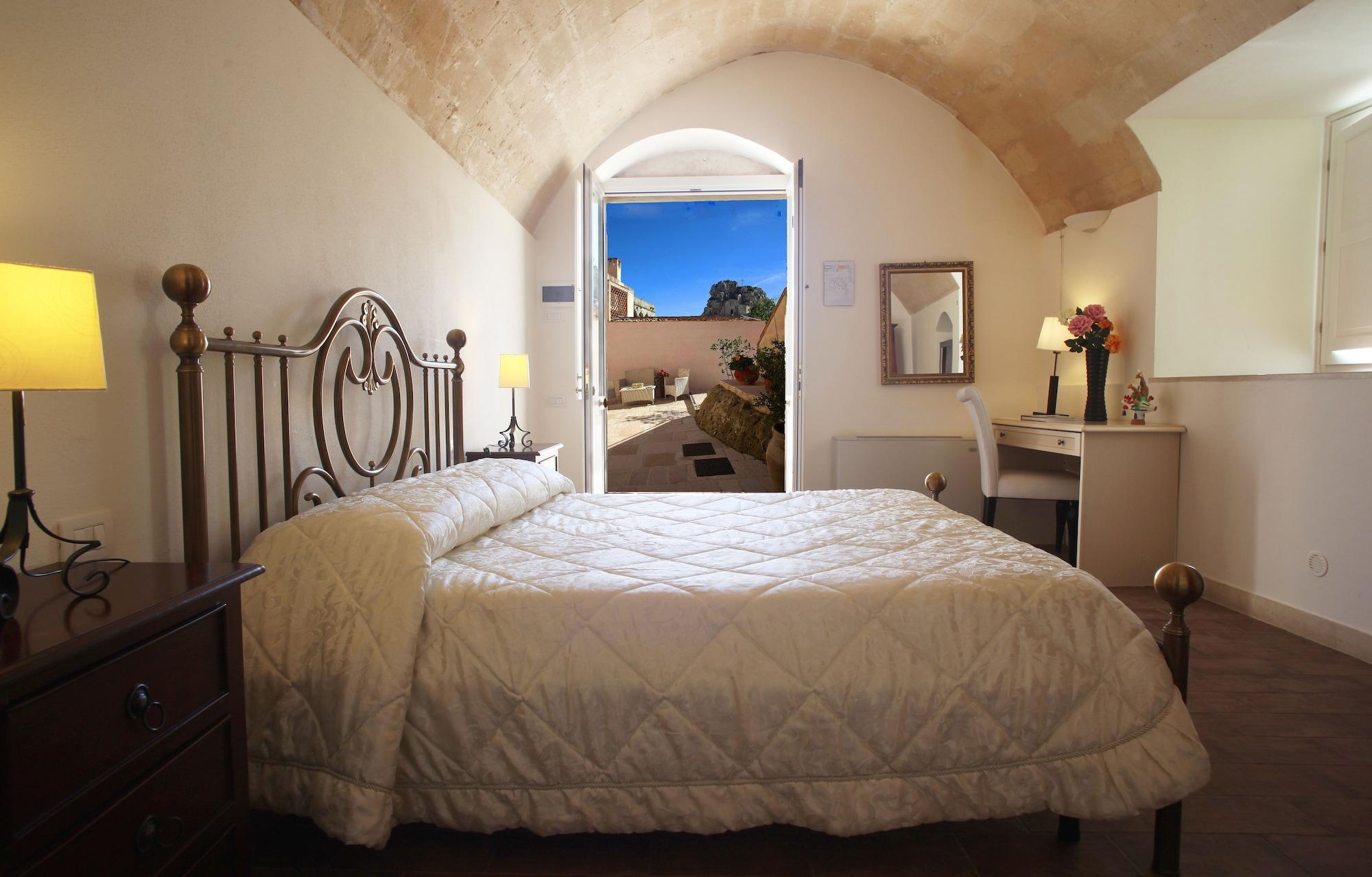 Caveoso Hotel Matera Bagian luar foto