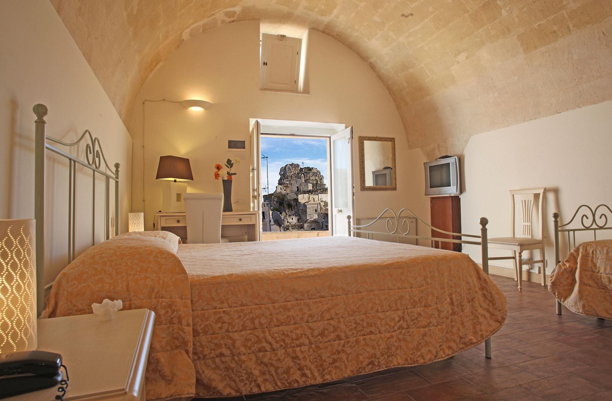 Caveoso Hotel Matera Bagian luar foto